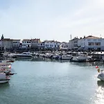 Le Francais La Flotte