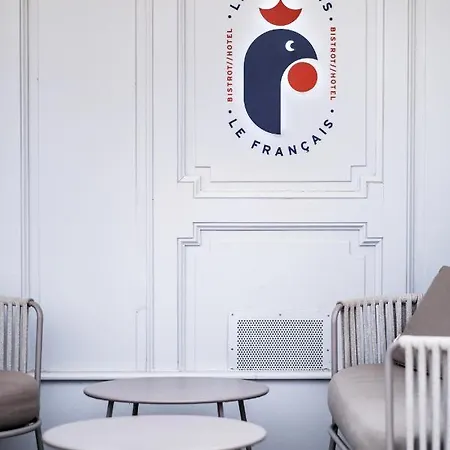 Le Francais Hotell 3*