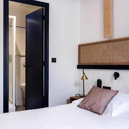 Le Francais Hotel 3*