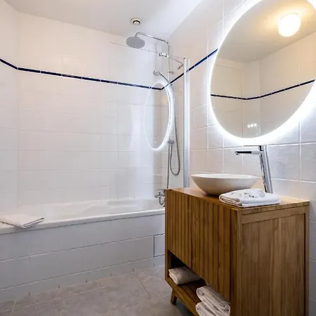 Le Francais Hotel 3*