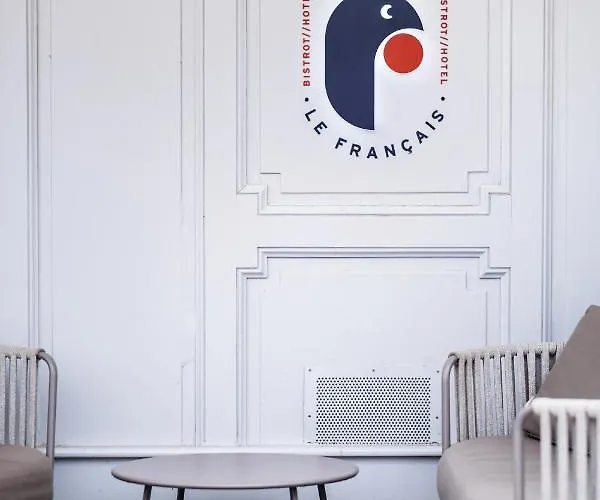 Le Francais Hotel 3*