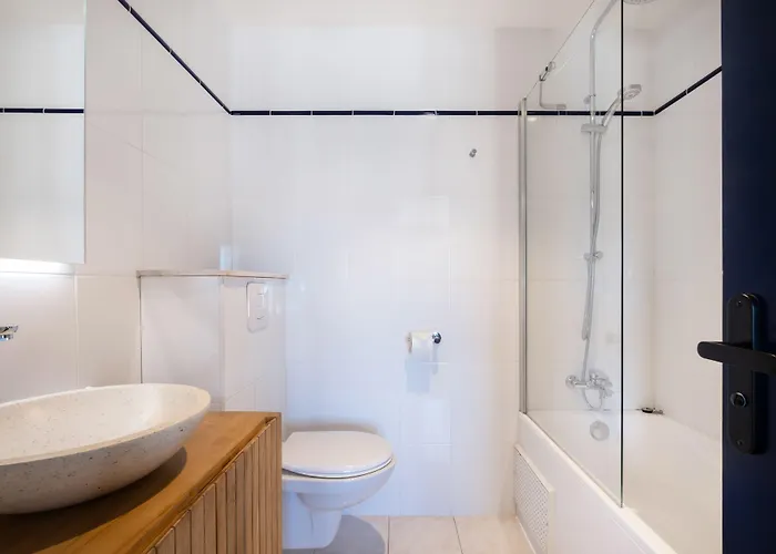 Le Francais Hotel 3*